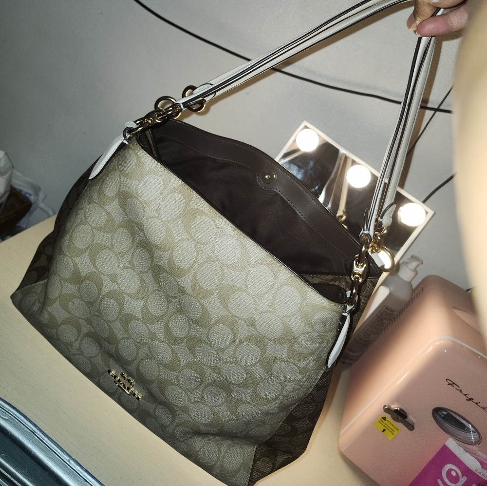 Coach Shoulder Bag